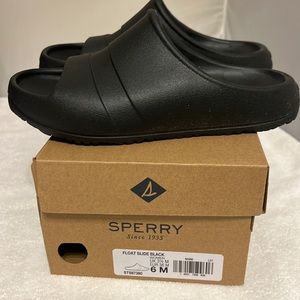 NEW IN BOX. SPERRY Float Slide Black. Women size 6M.